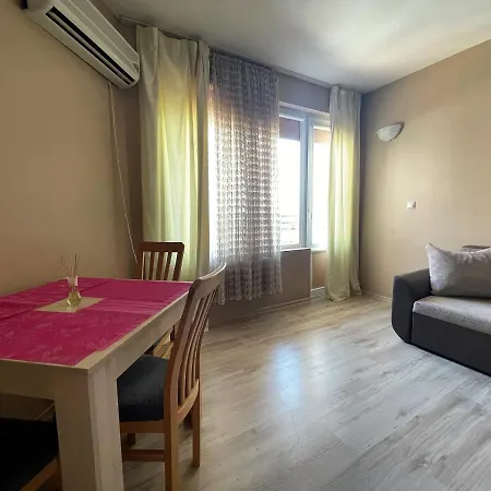 Cozy 1bd With A Lovely Sea View By Flat Mаnаger Apartamento